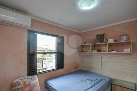 Casa à venda com 4 quartos em Socorro, São Paulo, SP