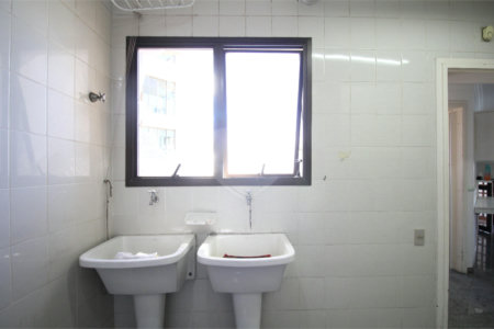 Apartamento à venda com 3 suítes em Vila Suzana, São Paulo, SP