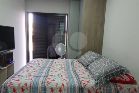 Casa à venda com 4 quartos, sendo 2 suítes, no condomínio Horto Florestal Iii, Sorocaba - SP