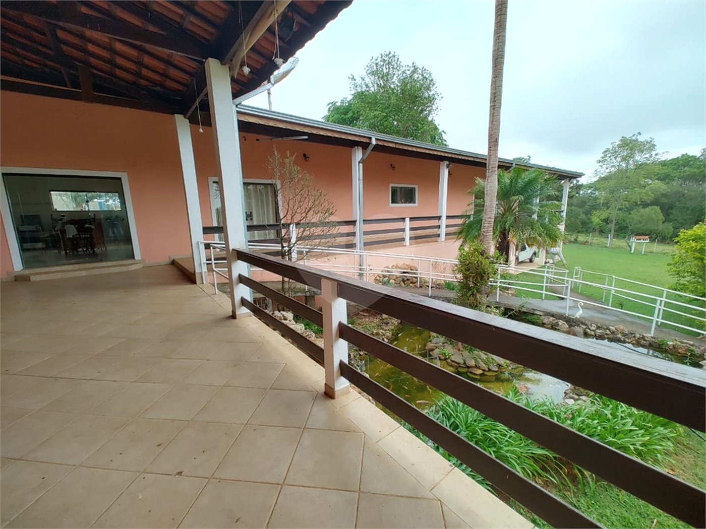 Chácara à venda com 3 quartos, sendo 1 suíte, em Bairro do Machadinho, Angatuba, SP
