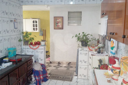 Sobrado à venda com 3 quartos em Jardim Macedônia, São Paulo, SP