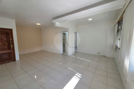 Apartamento à venda com 3 quartos, sendo 1 suíte, em Tijuca, Rio de Janeiro, RJ