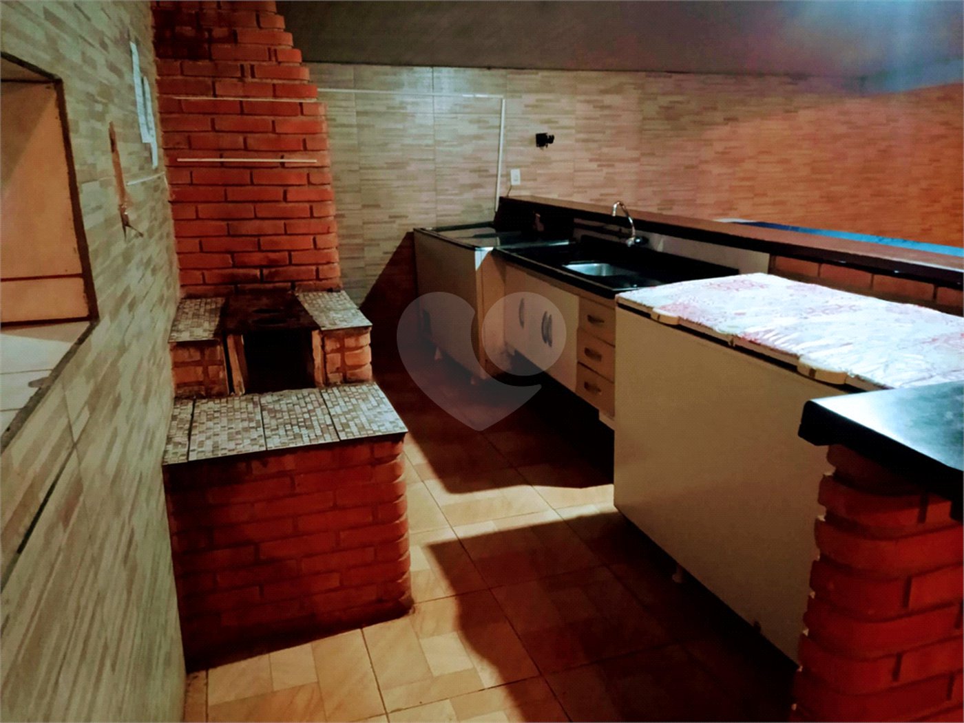Casa à venda ou para alugar com 9 quartos, sendo 5 suítes, no condomínio Residencial Rio Verde, Araçoiaba da Serra - SP