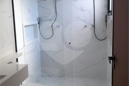 Casa à venda com 3 suítes no condomínio Jardim Laguna, Indaiatuba - SP