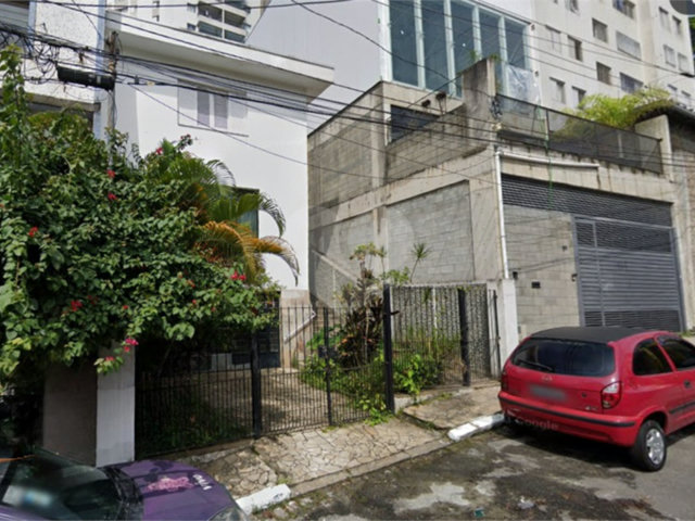 Sobrado à venda com 3 quartos, sendo 2 suítes,  em Santana, São Paulo, SP