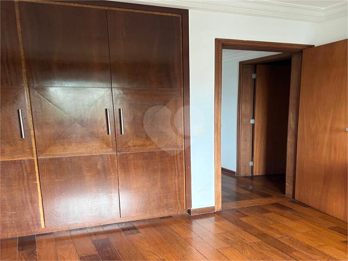 Apartamento à venda com 4 quartos, sendo 2 suítes, em Paraisópolis, São Paulo, SP