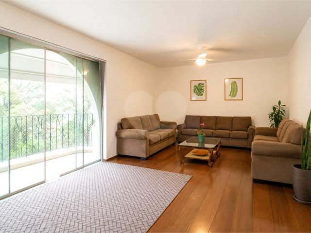 Apartamento à venda com 4 quartos, sendo 3 suítes,  em Chácara Santo Antônio, São Paulo, SP