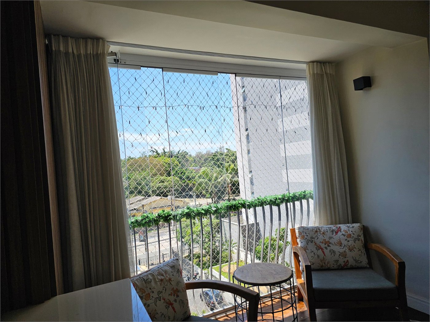 Apartamento à venda com 3 quartos, sendo 1 suíte, em Santo Amaro, São Paulo, SP