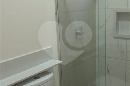 Casa à venda com 3 suítes no condomínio Jardim Residencial Dona Lucilla, Indaiatuba - SP
