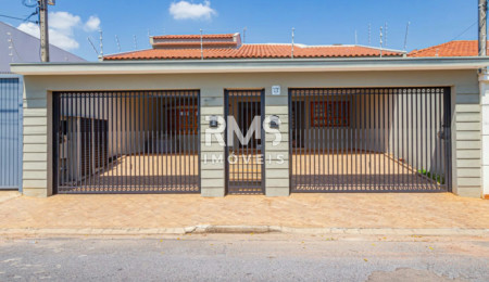 Casa à venda com 4 quartos, sendo 2 suítes,  em Parque Residencial Presidente Médici, Itu, SP
