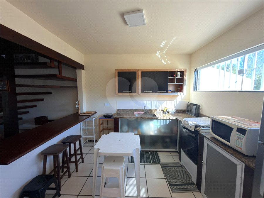 Casa em condomínio à venda com 2 suítes em Peró, Cabo Frio, RJ