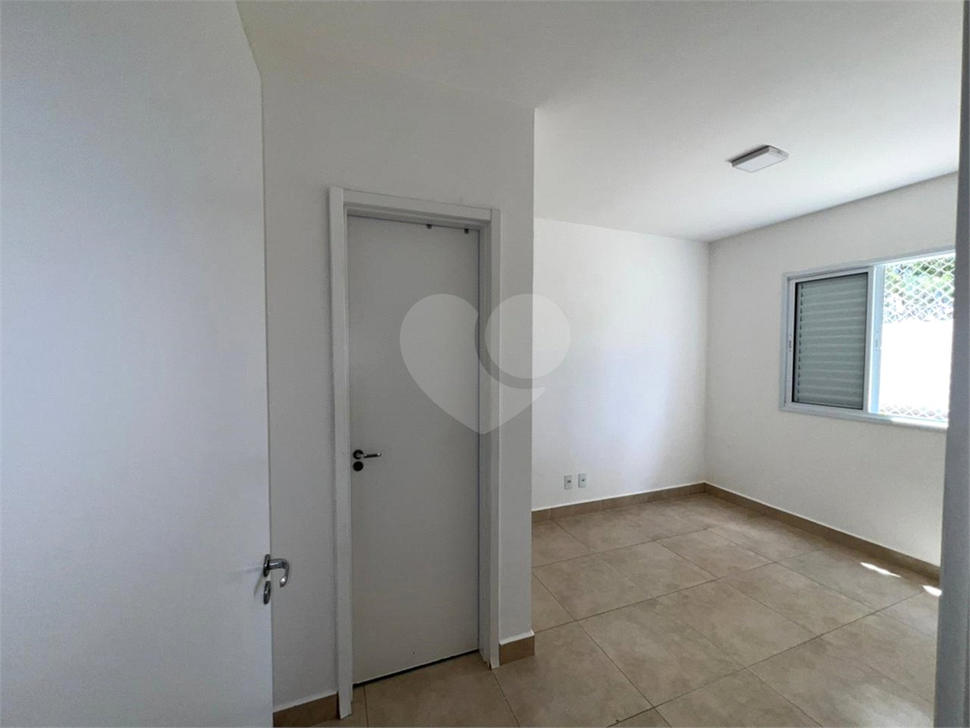 Apartamento à venda com 2 quartos, sendo 1 suíte, em Caguassu, Sorocaba, SP
