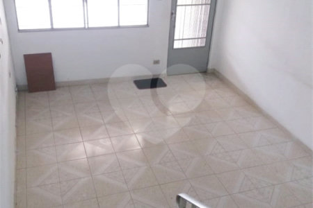 Sobrado à venda com 3 quartos, sendo 1 suíte, em Vila Gustavo, São Paulo, SP