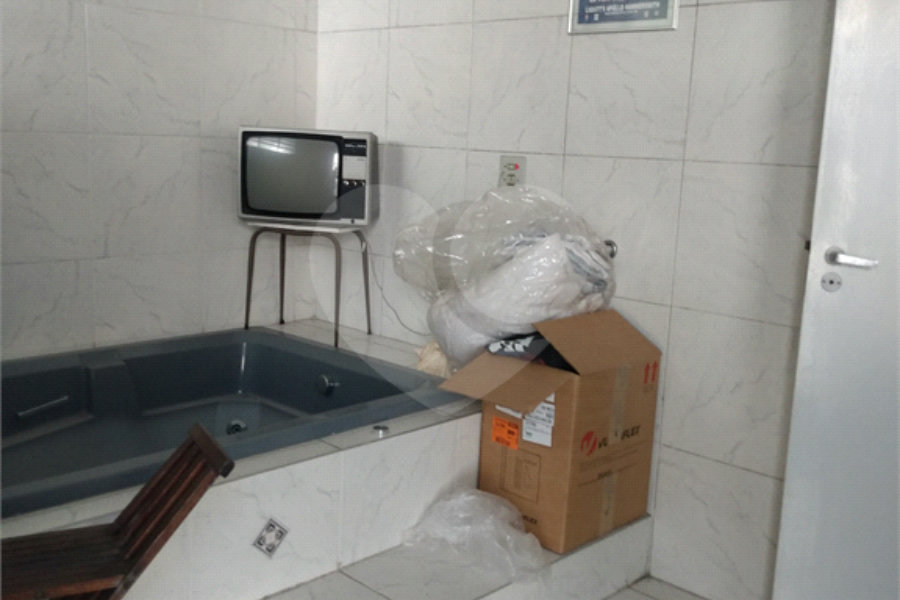 Casa à venda com 6 quartos, sendo 2 suítes, em Tremembé, São Paulo, SP