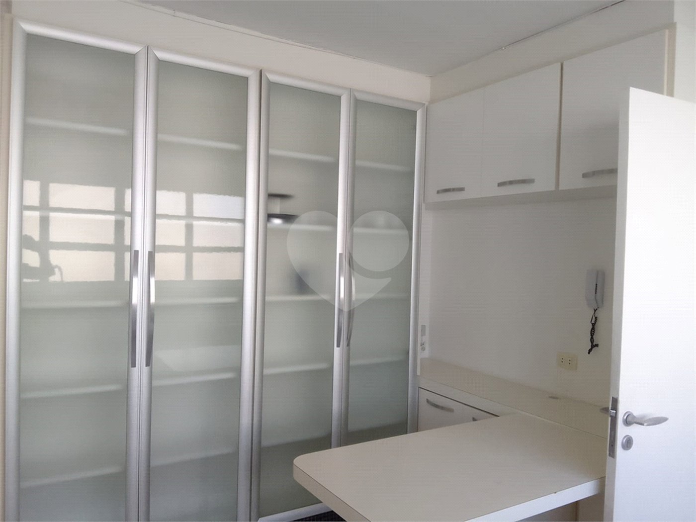 Apartamento à venda com 3 quartos, sendo 1 suíte, em Jardim Paulista, São Paulo, SP