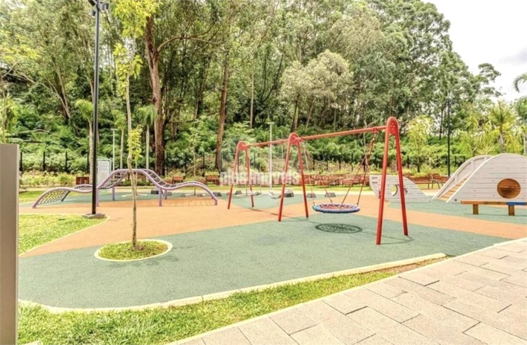Apartamento à venda com 4 suítes em Vila Cordeiro, São Paulo, SP
