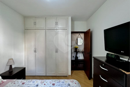 Apartamento à venda com 3 quartos, sendo 1 suíte, em Vila Sofia, São Paulo, SP