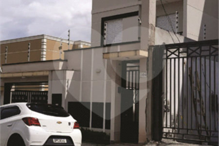 Casa à venda com 2 quartos no condomínio Ari Gomes, São Paulo - SP