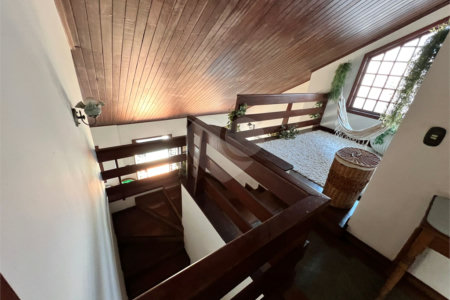 Casa à venda com 4 quartos, sendo 3 suítes, em Chácara Monte Alegre, São Paulo, SP