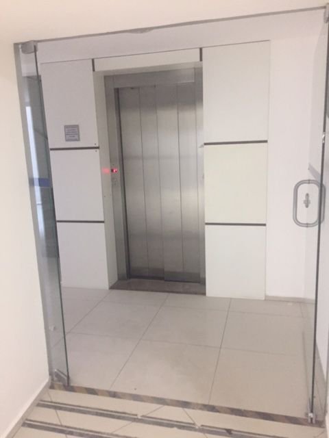 Prédio Comercial de Grande Porte no Centro Histórico de Santos para Venda Ou Aluguel