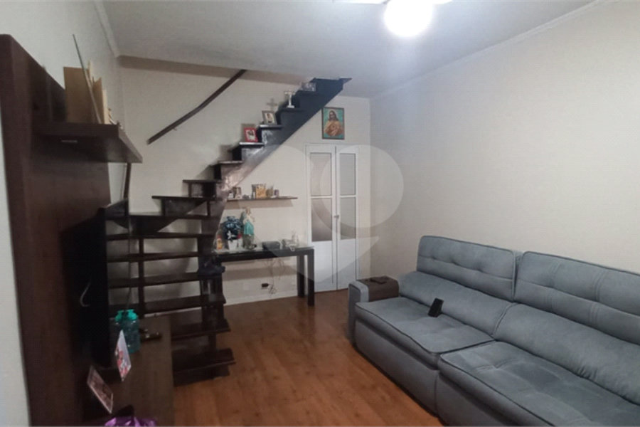 Sobrado à venda com 3 quartos, sendo 1 suíte,  em Tremembé, São Paulo, SP