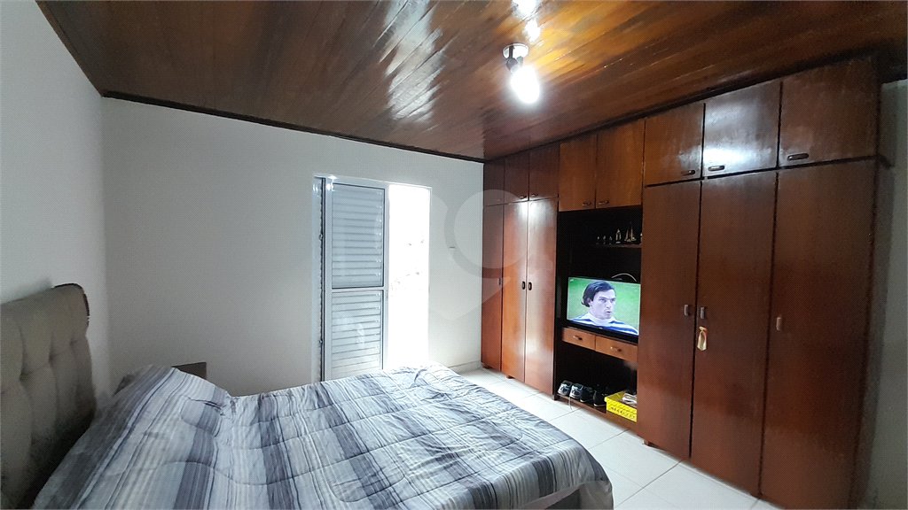 Casa à venda com 3 quartos, sendo 1 suíte,  em Retiro das Fontes, Atibaia, SP
