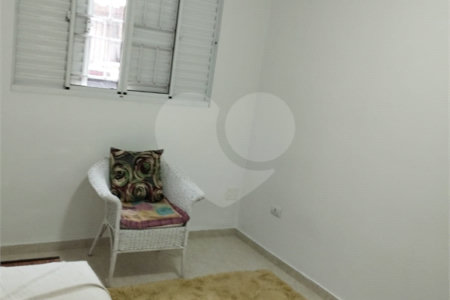 Casa à venda com 2 quartos em Jardim das Pedras, São Paulo, SP