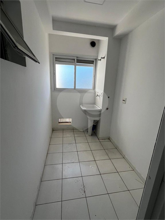 Apartamento à venda com 3 quartos, sendo 2 suítes, em Parque Reboucas, São Paulo, SP