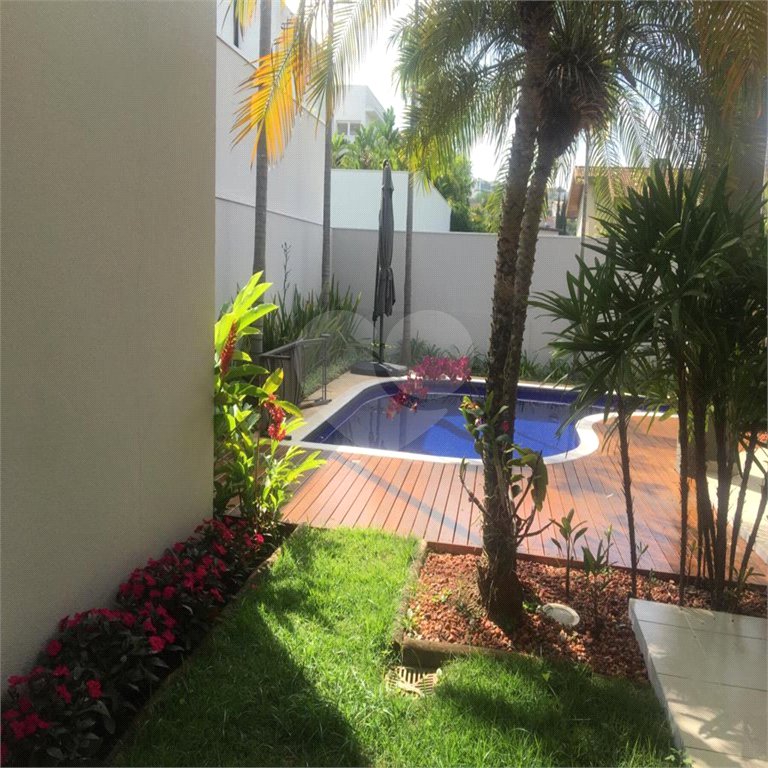 Casa à venda com 3 suítes no condomínio Jardim Vila Paradiso, Indaiatuba - SP
