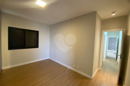 Apartamento à venda com 3 quartos, sendo 1 suíte, em Vista Alegre, Vinhedo, SP