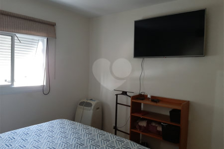 Apartamento à venda com 3 quartos, sendo 1 suíte, em Vila Mariana, São Paulo, SP