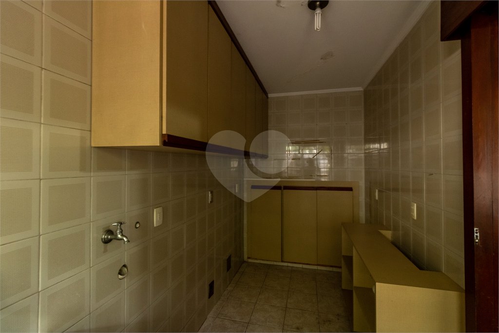 Sobrado à venda com 5 quartos, sendo 3 suítes, em Alto da Boa Vista, São Paulo, SP