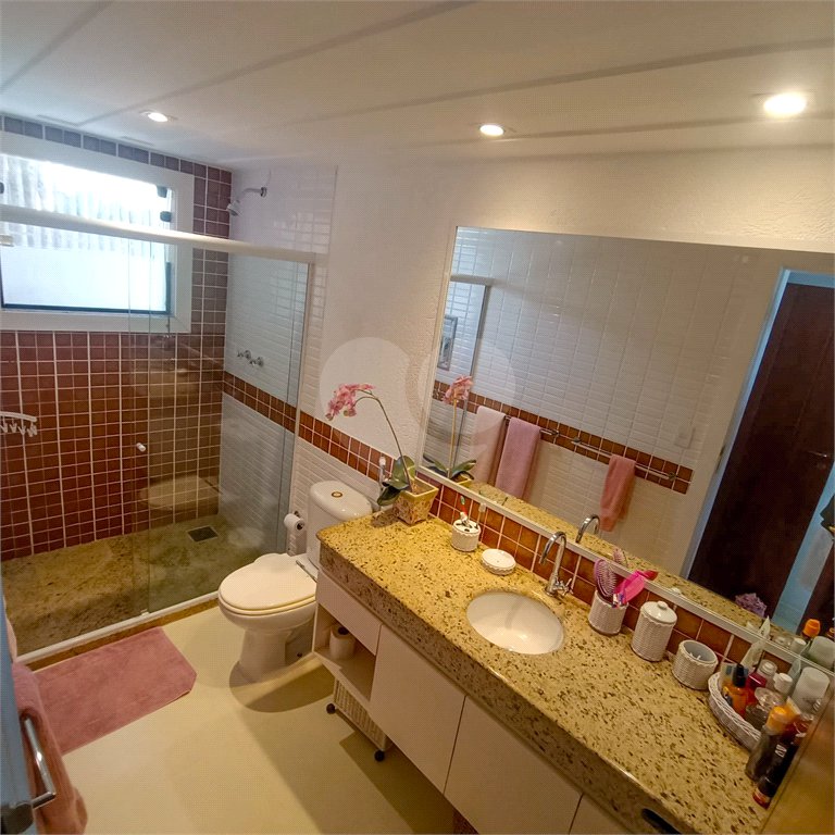 Casa à venda com 5 quartos, sendo 4 suítes, em Manguinhos, Armação dos Búzios, RJ