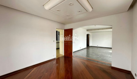 Apartamento à venda ou para alugar com 4 quartos, sendo 3 suítes,  no Centro, Atibaia, SP