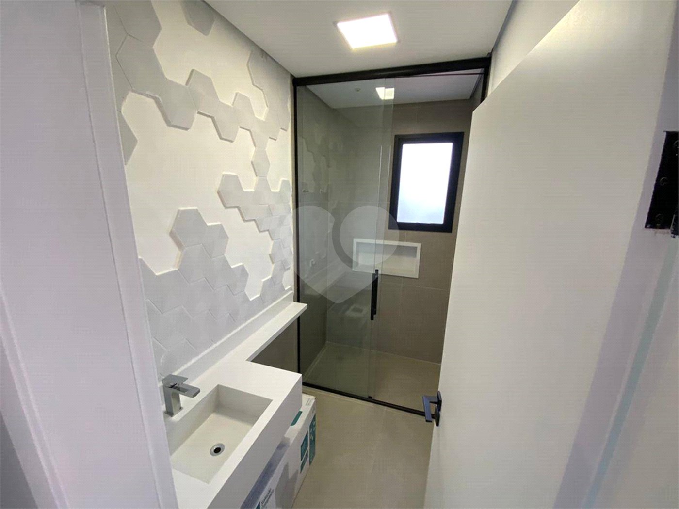 Casa à venda com 3 suítes no condomínio Reserva Granja Anita, Mogi das Cruzes - SP