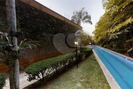 Casa à venda com 4 suítes em Jardim Marajoara, São Paulo, SP