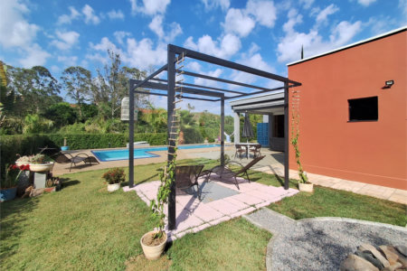 Terreno à venda com 3 quartos, sendo 1 suíte, no condomínio Portal Ouro Verde, Atibaia - SP