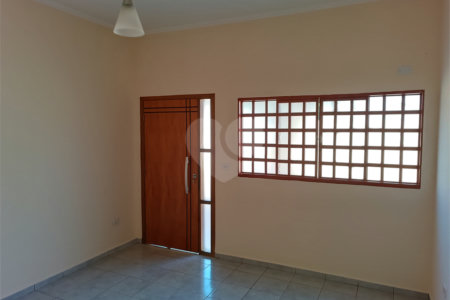 Casa à venda com 3 quartos em Parque São Carlos, Três Lagoas, MS