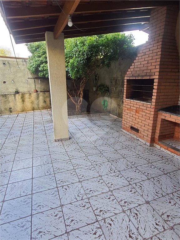 Sobrado à venda com 4 quartos, sendo 1 suíte, em Vila Pereira Barreto, São Paulo, SP