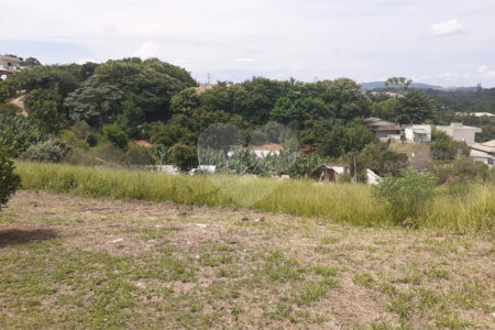 Chácara à venda com 4 quartos, sendo 1 suíte, em Vista Alegre, Vinhedo, SP