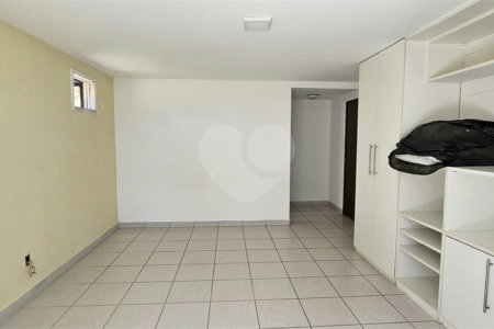 Casa à venda com 7 quartos, sendo 4 suítes,  em Praia Rasa, Armação dos Búzios, RJ