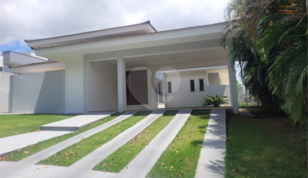 Casa à venda com 3 suítes no condomínio Village Saint Charbel, Araçoiaba da Serra - SP