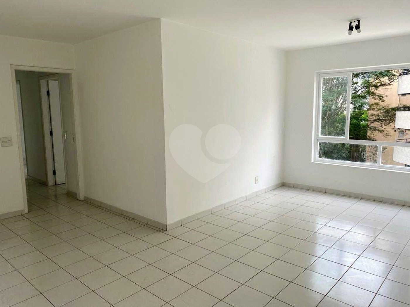 Apartamento para alugar com 3 quartos, sendo 1 suíte,  em Paraíso, São Paulo, SP