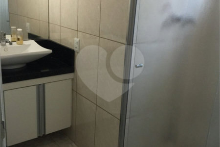 Casa à venda com 6 quartos, sendo 3 suítes, em Parque Jabaquara, São Paulo, SP