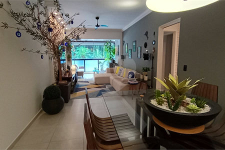 Apartamento à venda com 2 quartos, sendo 1 suíte, em Pitangueiras, Guarujá, SP