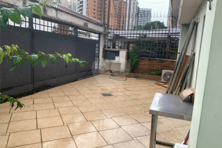 Sobrado à venda com 3 quartos em Brooklin, São Paulo, SP