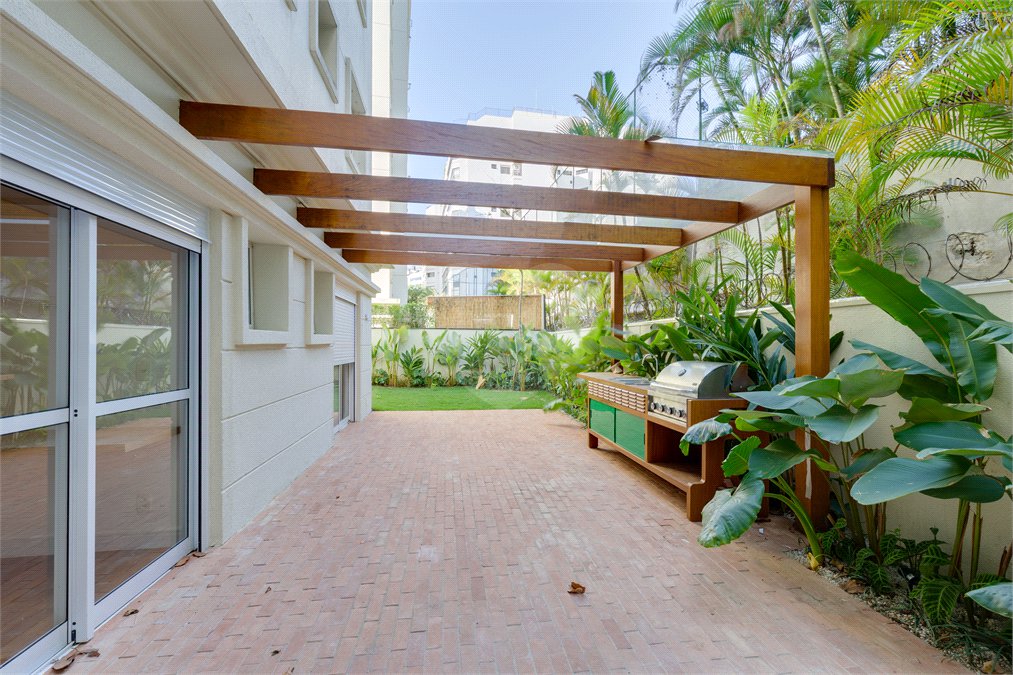 Apartamento à venda com 3 suítes em Chácara Santo Antônio, São Paulo, SP