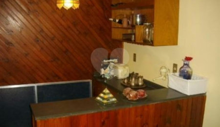 Sobrado à venda com 4 quartos, sendo 2 suítes,  em Carandiru, São Paulo, SP