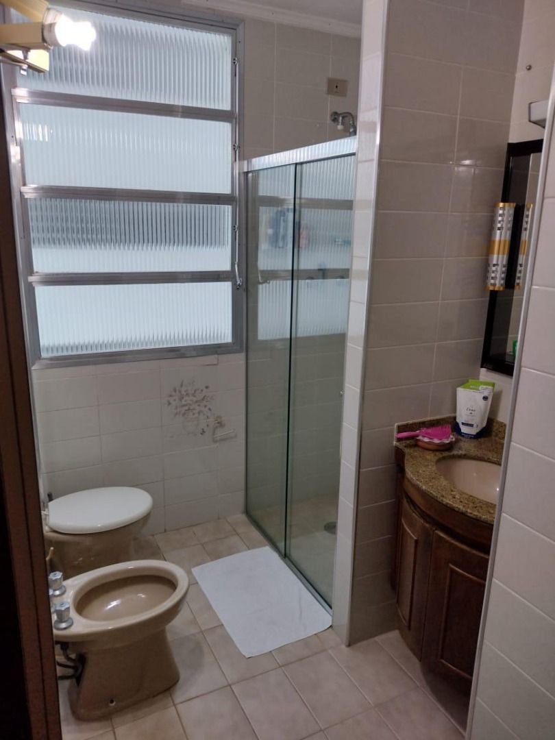 Apartamento com 4 dormitórios à venda, 150 m² por R$ 1.200.000,00 - Praia das Pitangueiras - Guarujá/SP