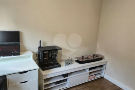 Apartamento à venda com 3 quartos, sendo 1 suíte, no Centro, São Bernardo do Campo, SP